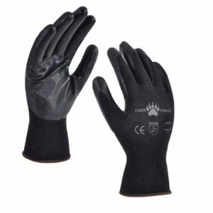 GUANTE DE NYLON NEGRO CON NITRILO SOLIDO EN PALMA TIGER FORCE